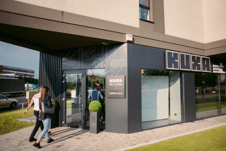 Showroom KUXA studio