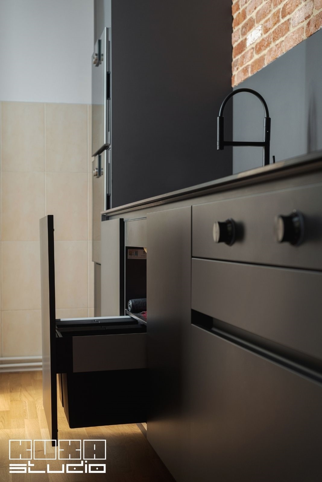 Sertar pentru cosul de gunoi